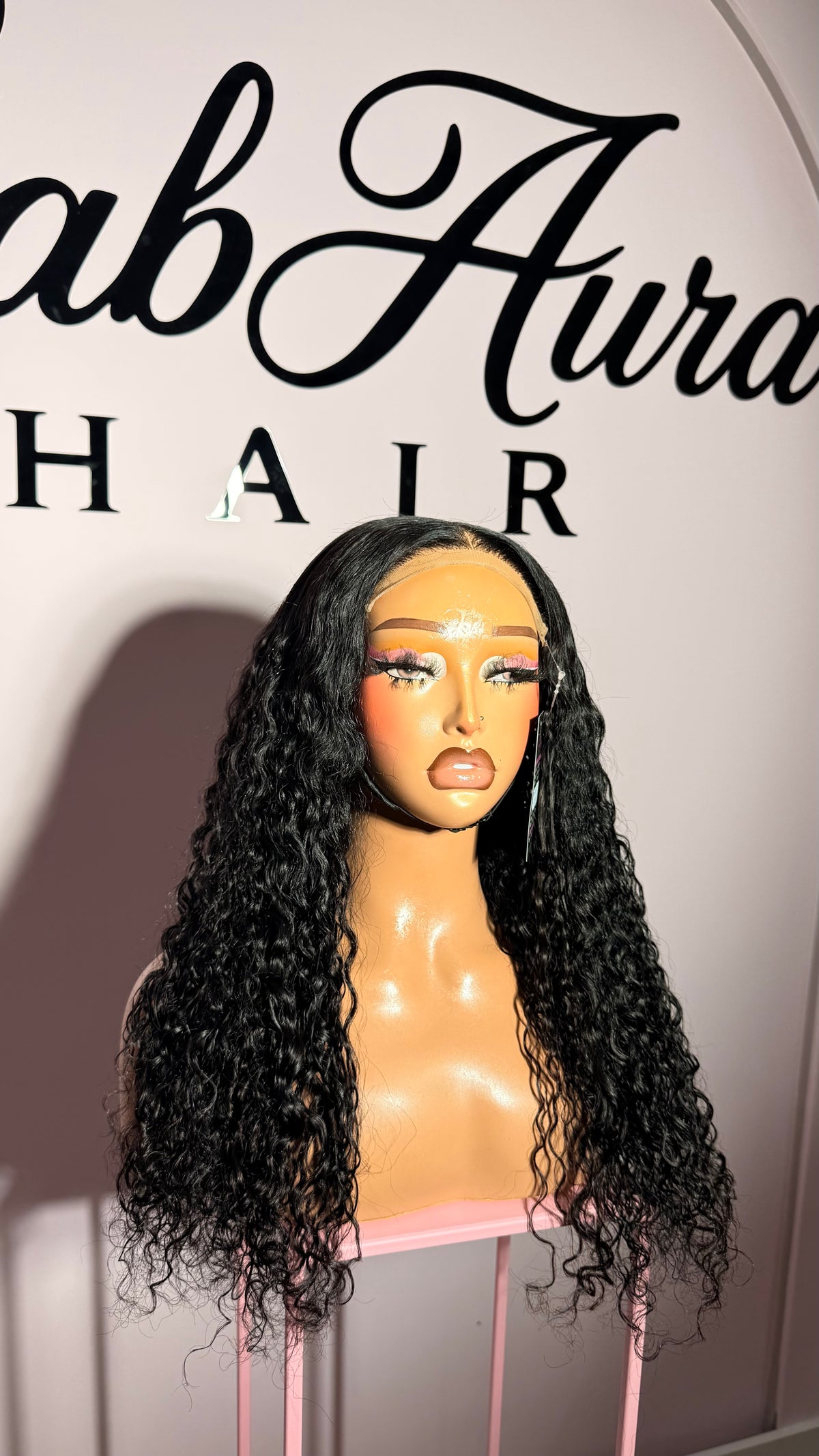 DAMBEL | Peluca Rizada Pixie Curl de 22 Pulgadas con Cierre 5x5